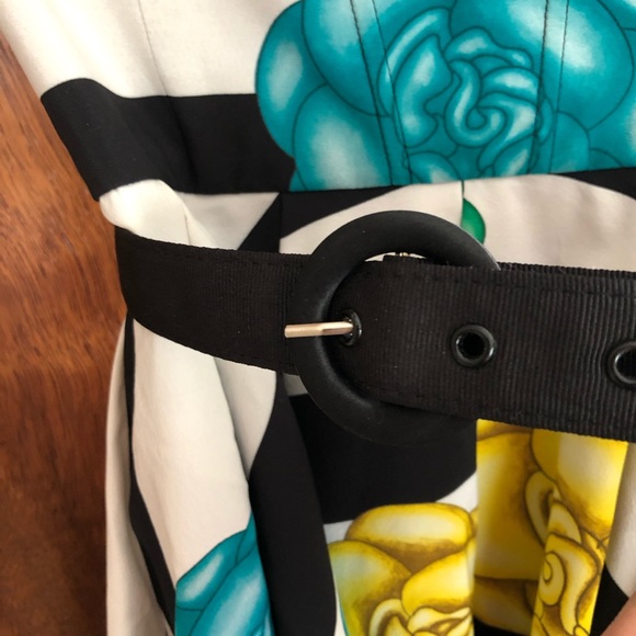 Alice + Olivia strapless striped dress, size 0 - Picture 3 of 4